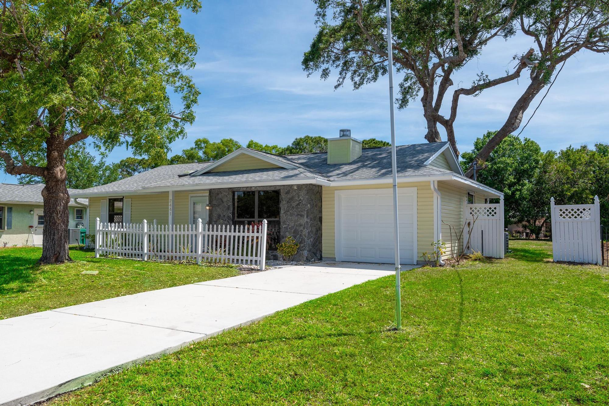 2441 SE Avalon Road, Port St. Lucie, FL 34952, Port St Lucie