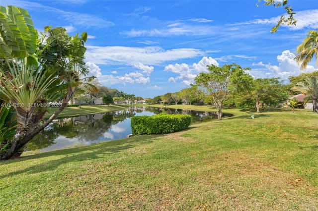 5149 E Lakes Drive, sold in The Lakes, Deerfield Beach, FL