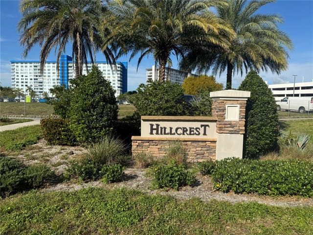 3800 Hillcrest Drive 1222, Hollywood, FL 33021