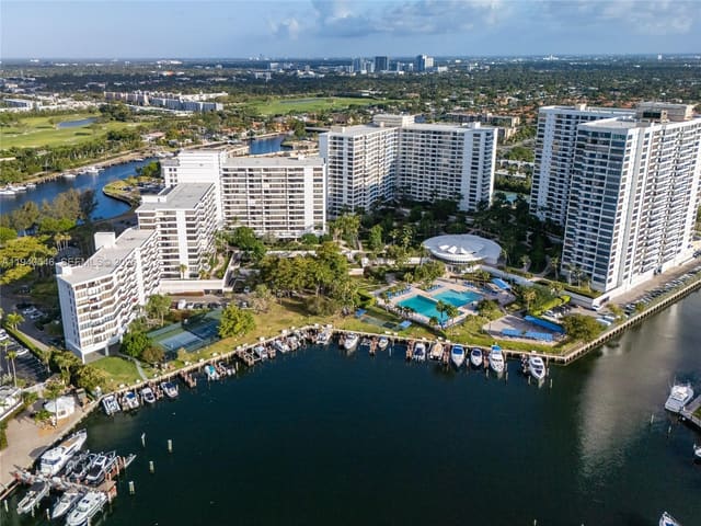 600 Three Islands Boulevard 519, Hallandale Beach, FL 33009
