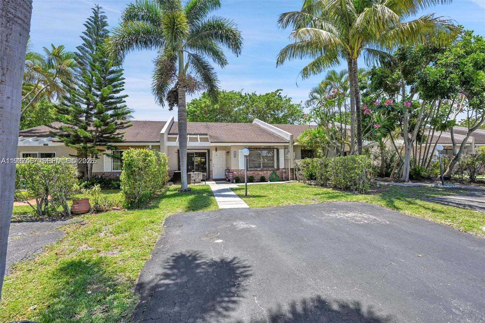 1054 NW 53rd Street, Deerfield Beach, FL 33064 photo 4