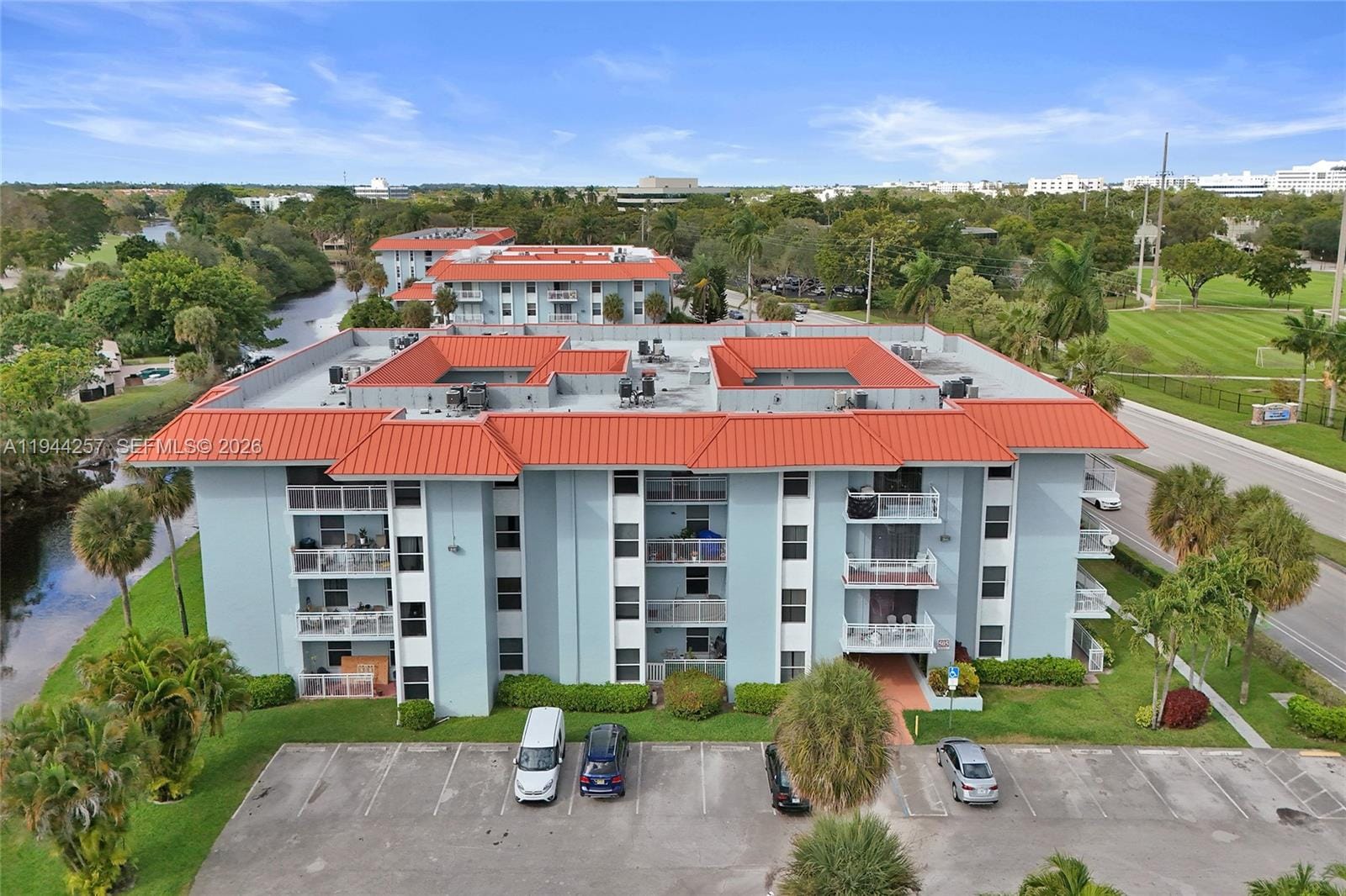 505 S Pine Island Road 405B — photo 2