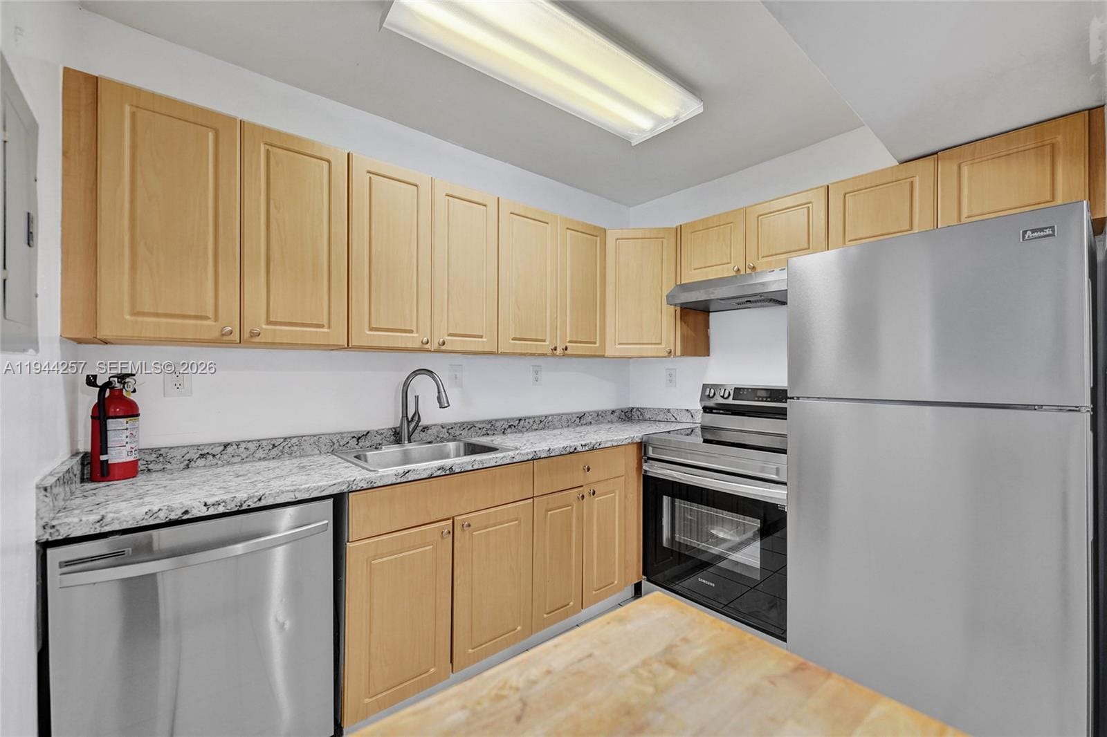 505 S Pine Island Road 405B, Plantation, FL 33324 photo 14