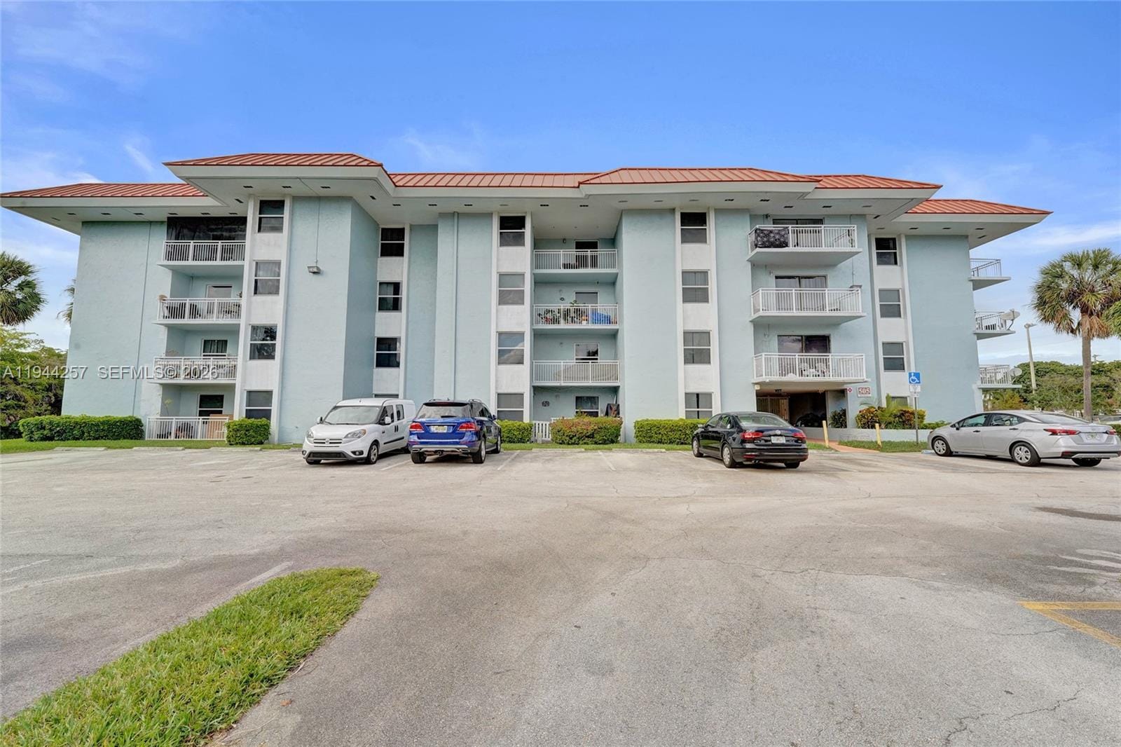 505 S Pine Island Road 405B — photo 3