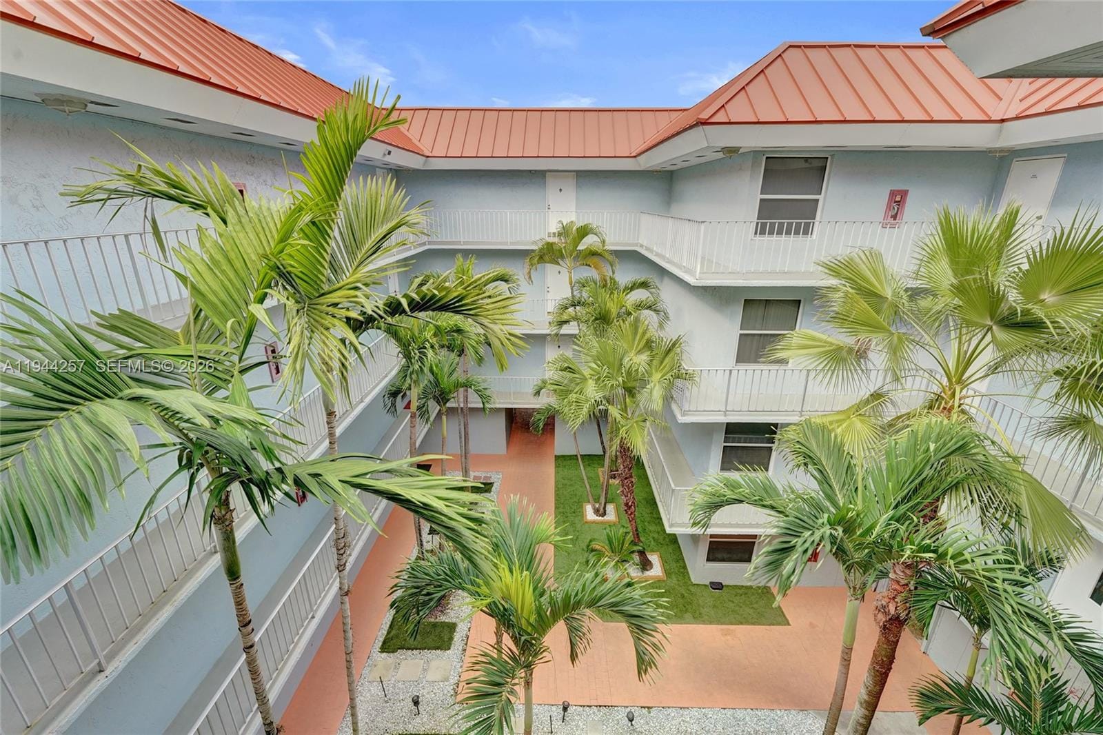 505 S Pine Island Road 405B — photo 7