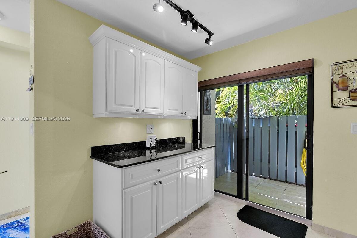 87200 Overseas Hwy M2 M2 — photo 4