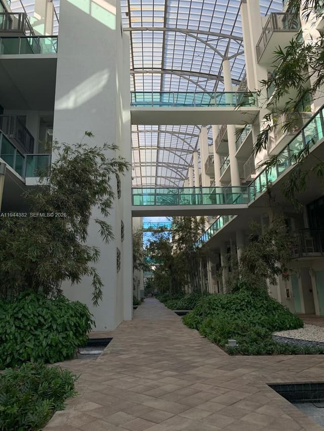 6000 Collins Avenue 136, sold in Terra Beachside Condo, Miami Beach, FL