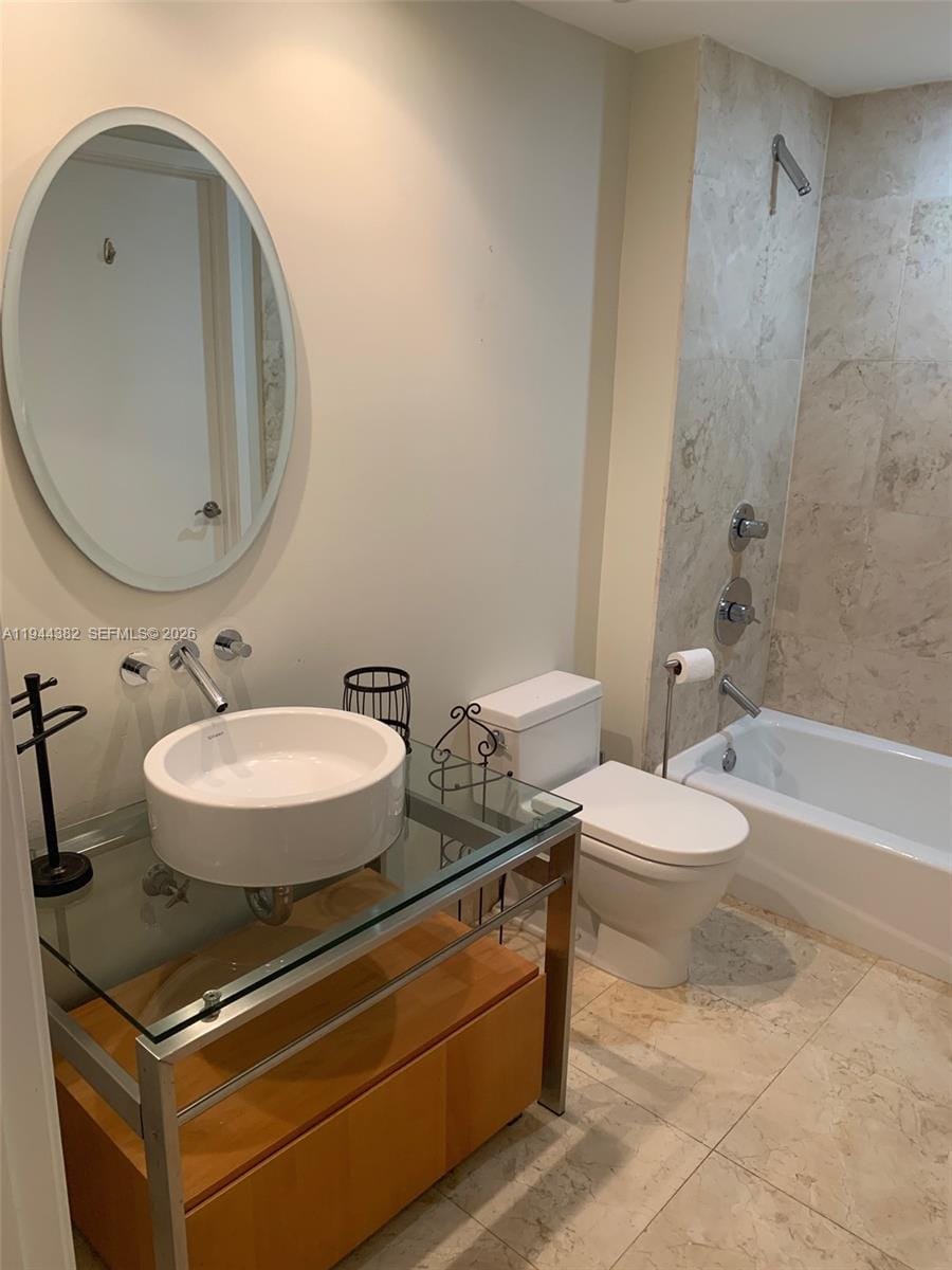 6000 Collins Avenue 136, Miami Beach, FL 33140 photo 13