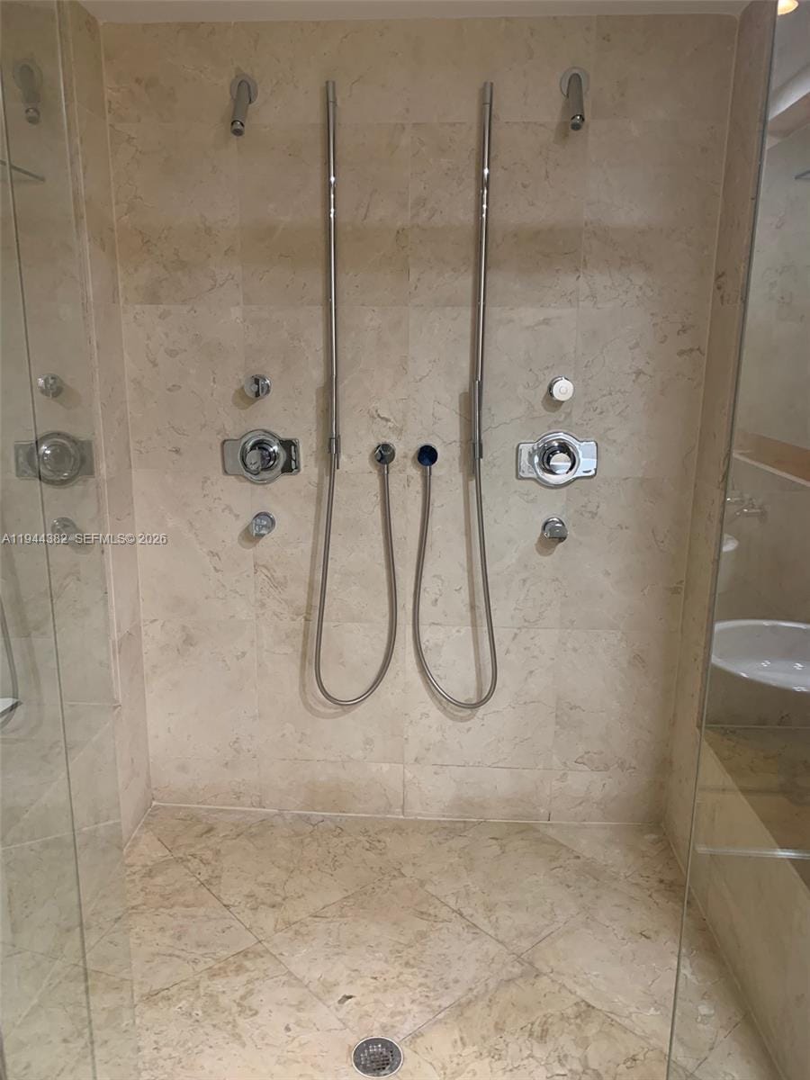 6000 Collins Avenue 136, Miami Beach, FL 33140 photo 21