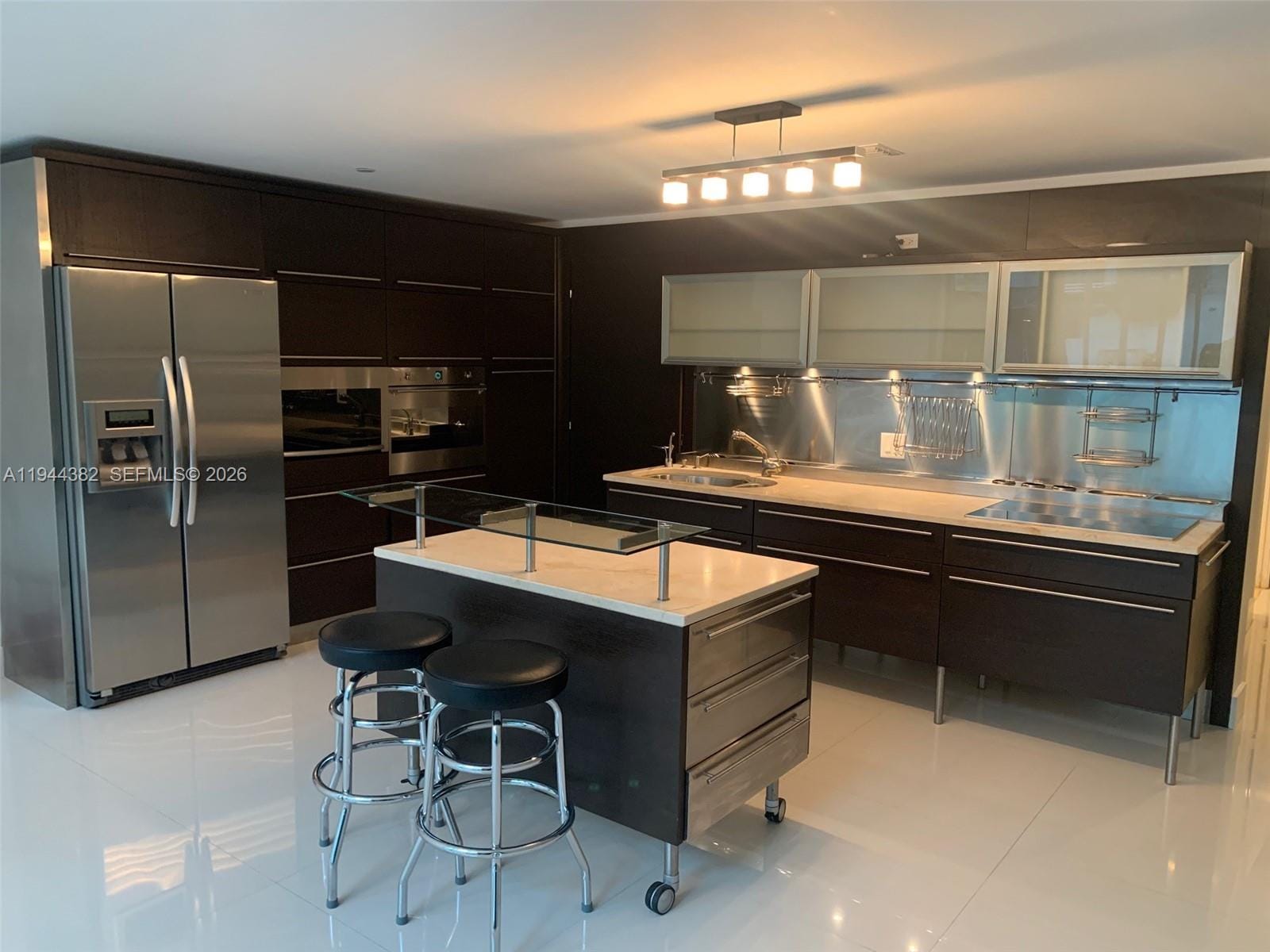 6000 Collins Avenue 136, Miami Beach, FL 33140 photo 9
