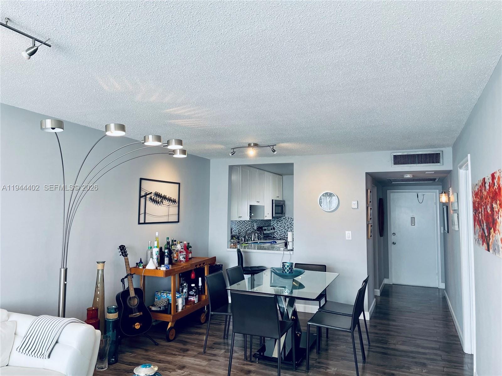 2300 Park Lane 201 — photo 3
