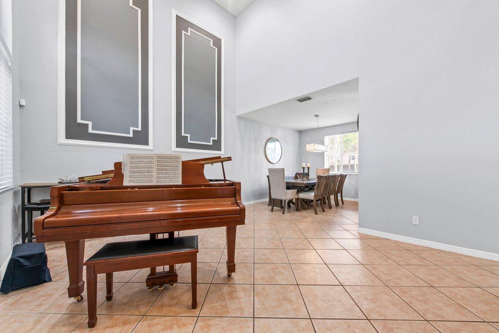 1422 SW 106th Way — photo 4