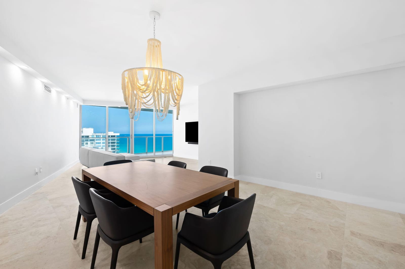 3101 S Ocean Drive 1807 — photo 8