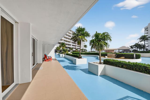3546 S Ocean Boulevard 209, sold in Barclay Condo, South Palm Beach, FL
