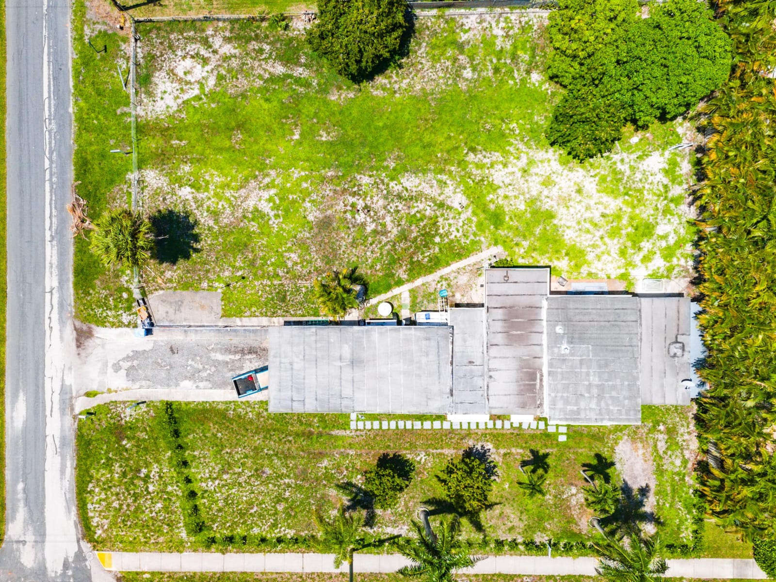 335 Gulfstream Boulevard — photo 3