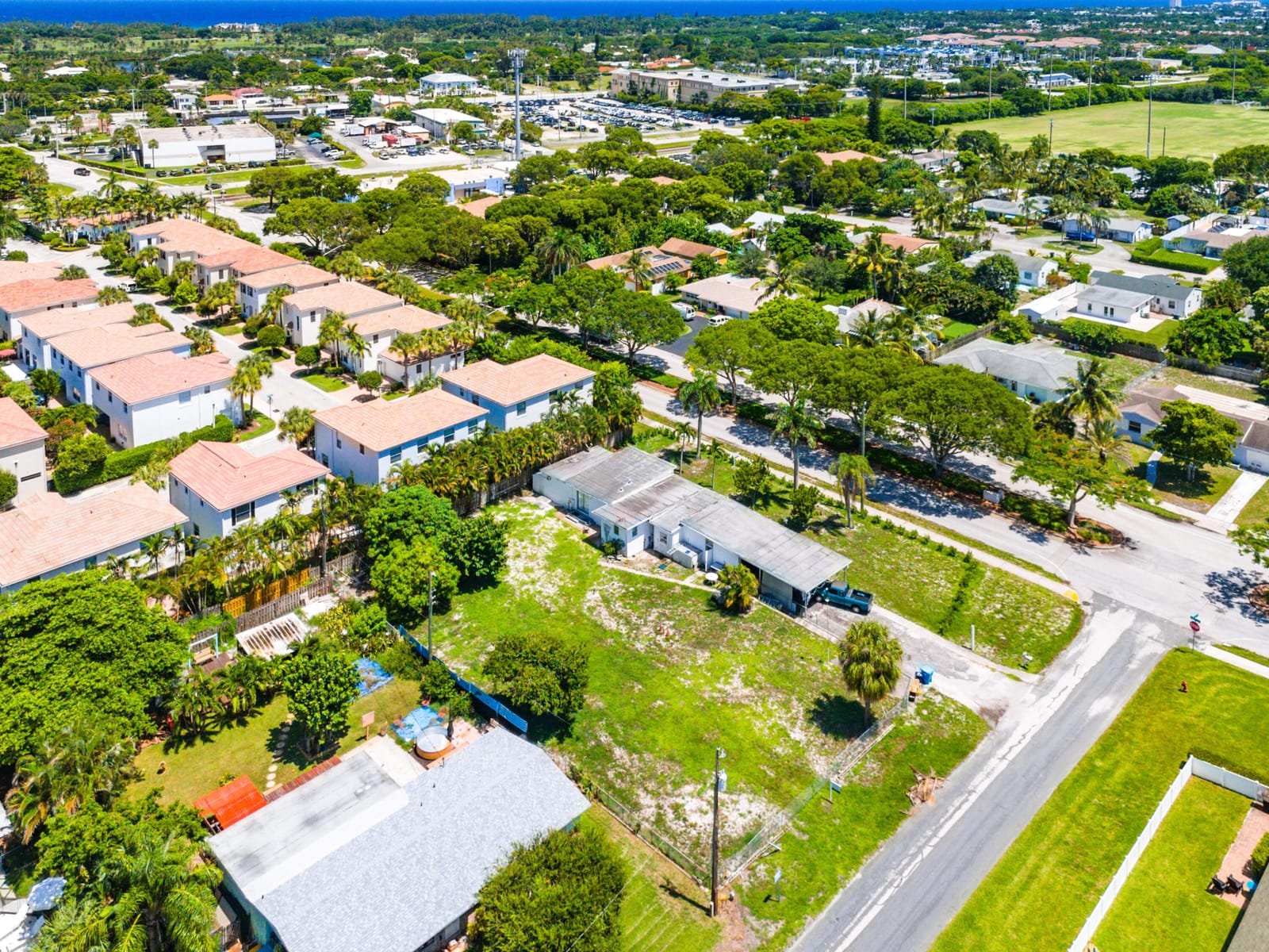 335 Gulfstream Boulevard — photo 7