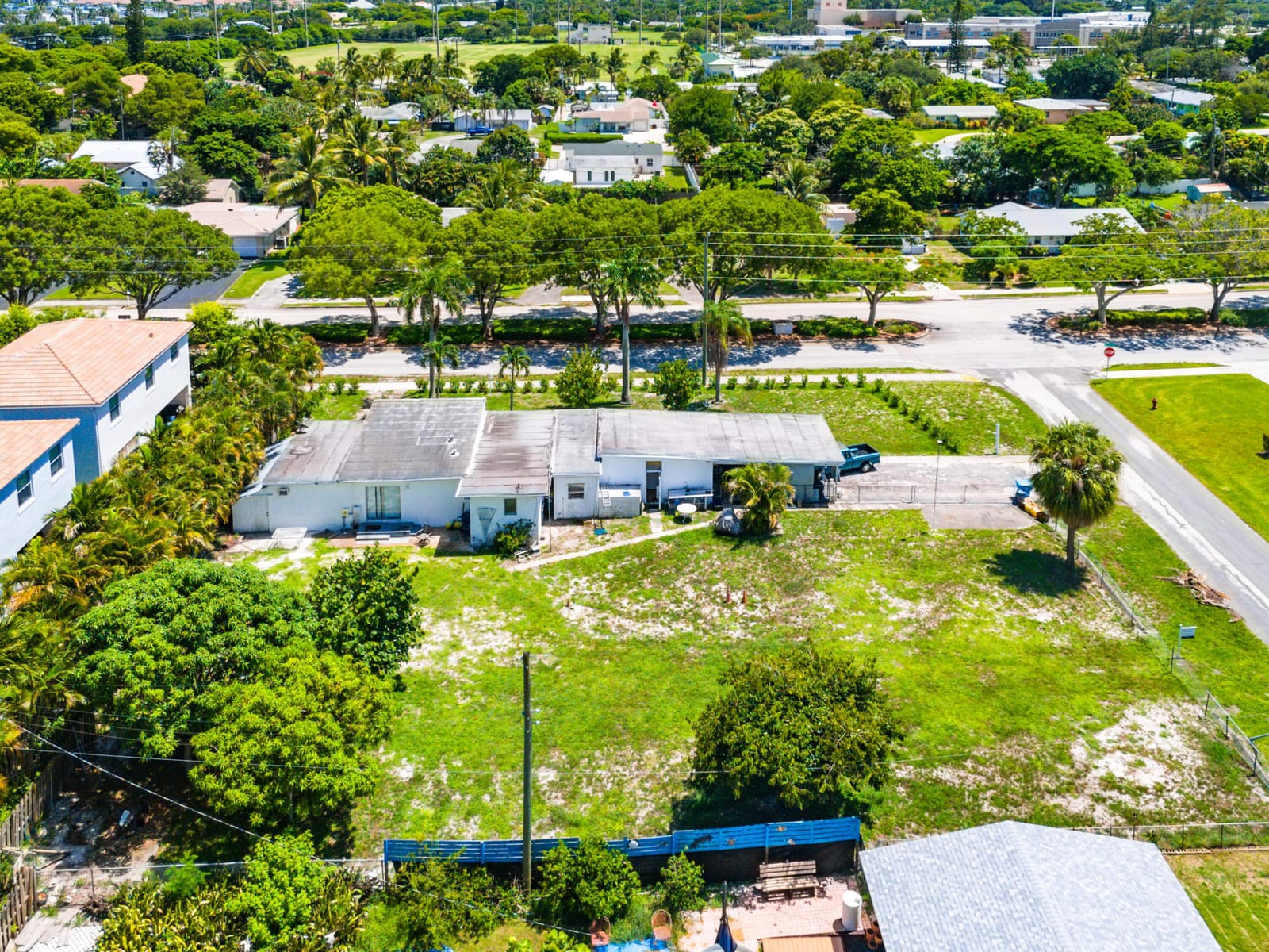 335 Gulfstream Boulevard — photo 8