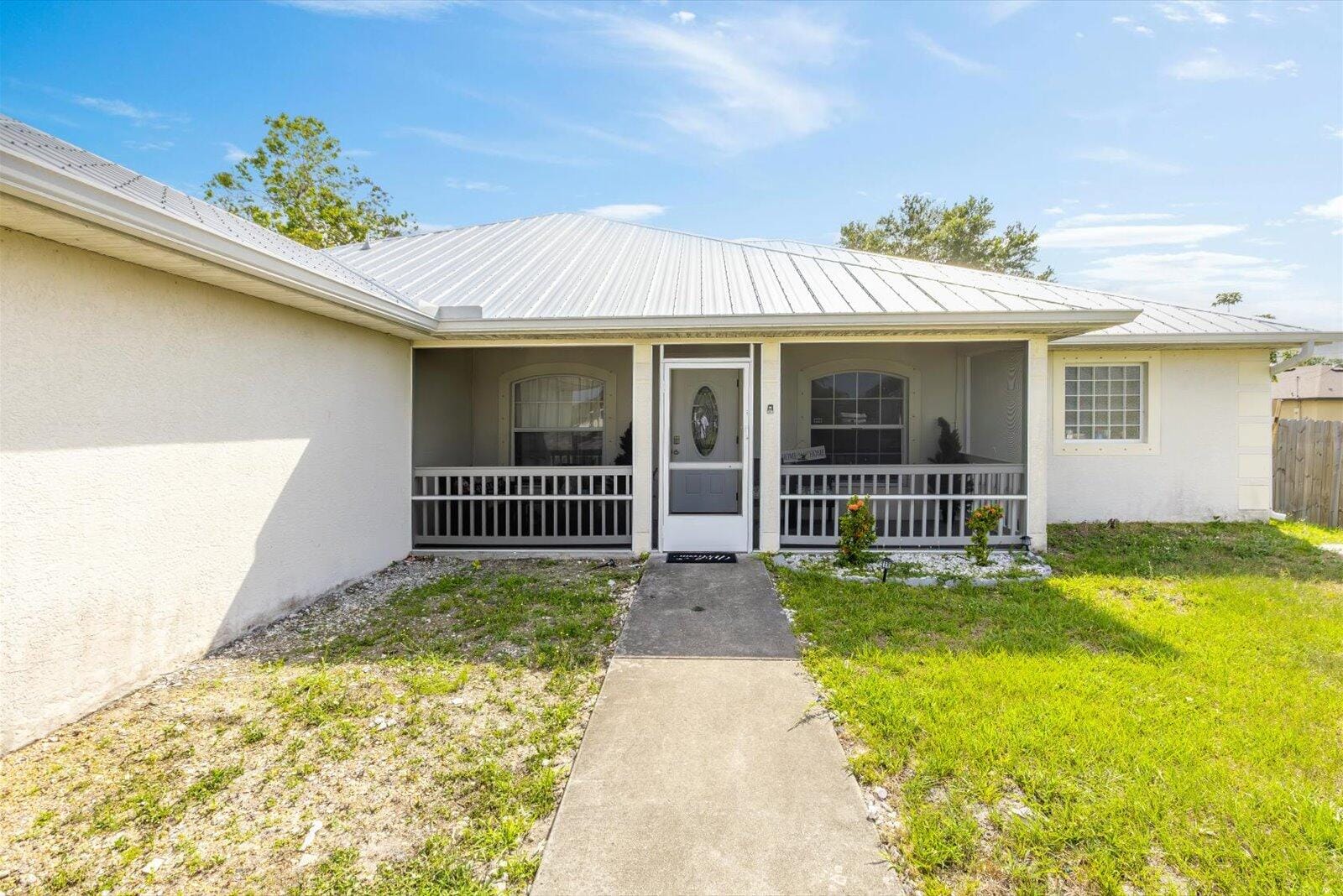 1762 SE Aires Lane — photo 3