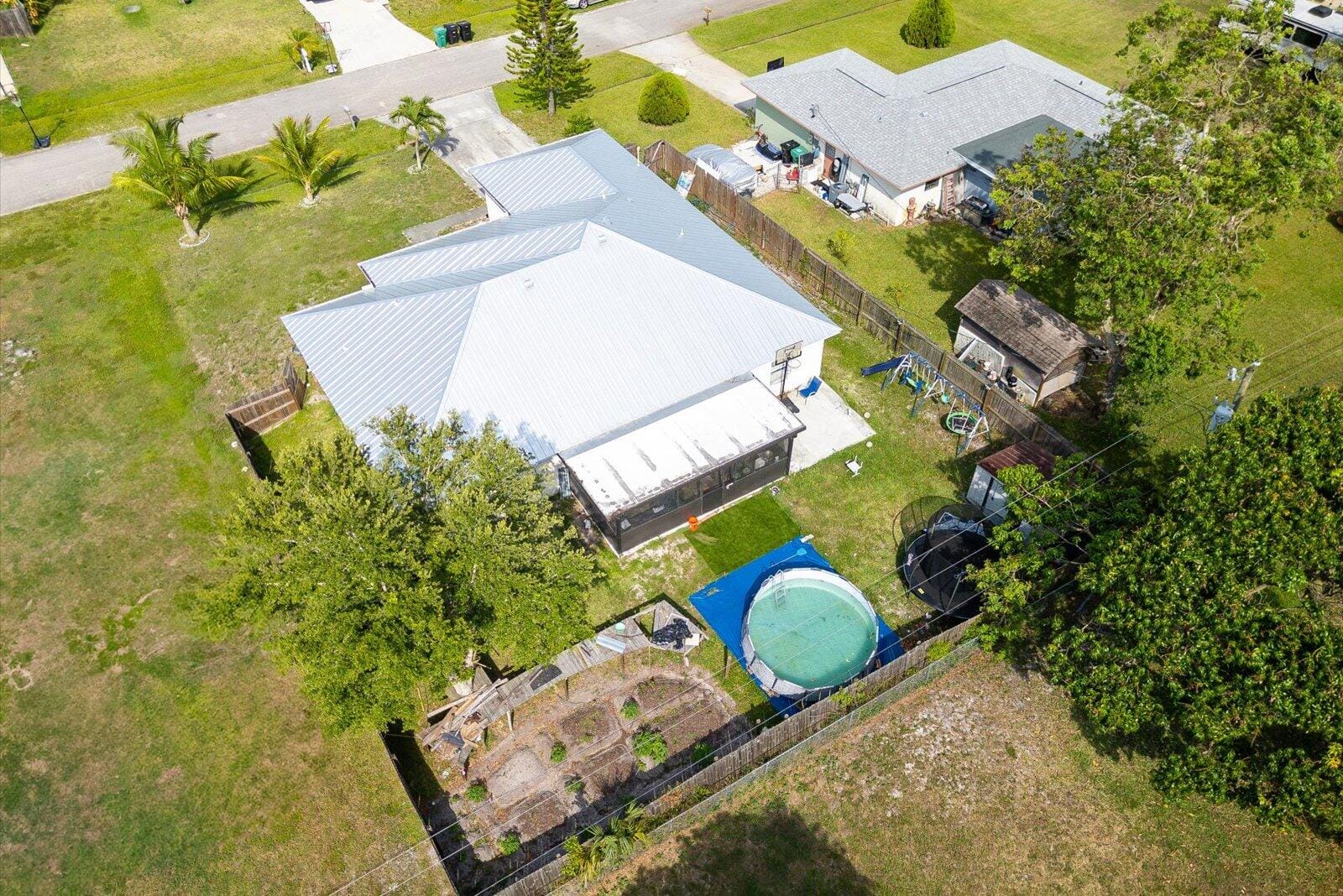 1762 SE Aires Lane, Port St. Lucie, FL 34984 photo 25