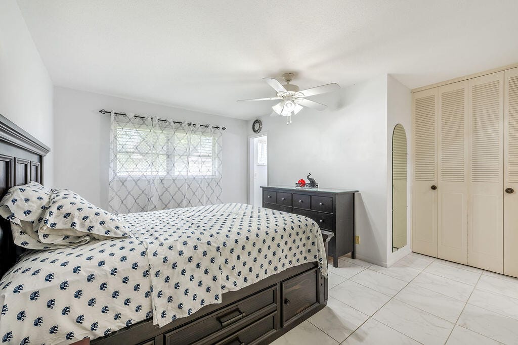 2995 Crosley Drive W E, West Palm Beach, FL 33415 photo 12