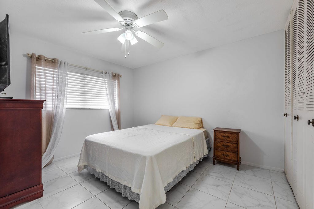 2995 Crosley Drive W E, West Palm Beach, FL 33415 photo 14
