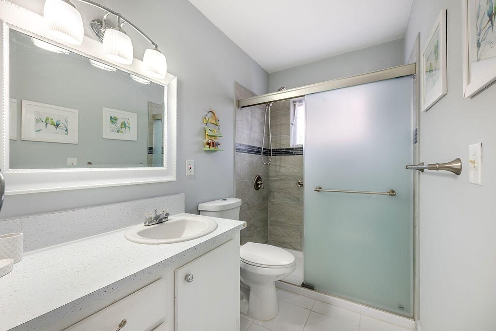 2995 Crosley Drive W E, West Palm Beach, FL 33415 photo 18