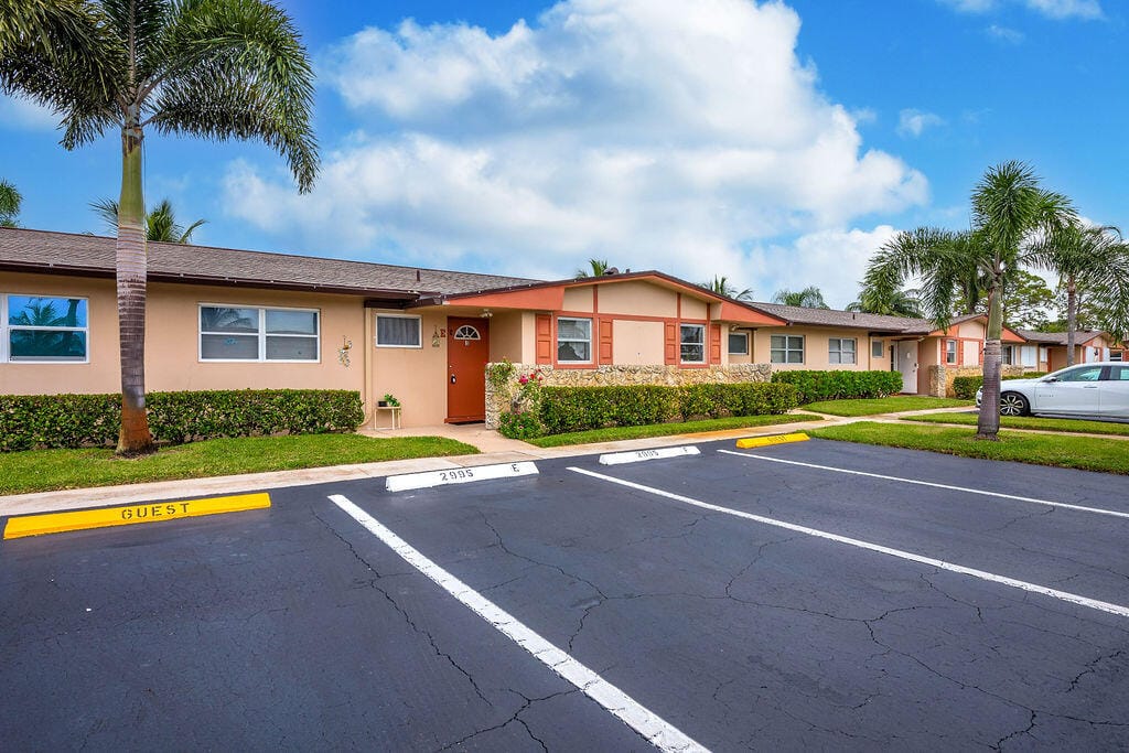 2995 Crosley Drive W E, West Palm Beach, FL 33415 photo 28