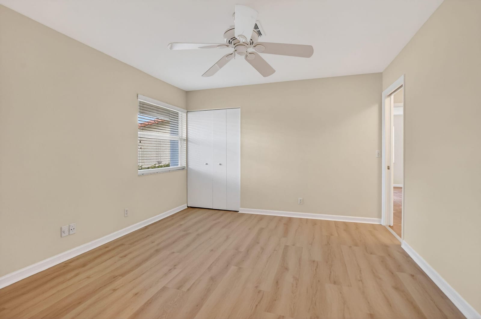 6801 Hollandaire Drive W, Boca Raton, FL 33433 photo 14