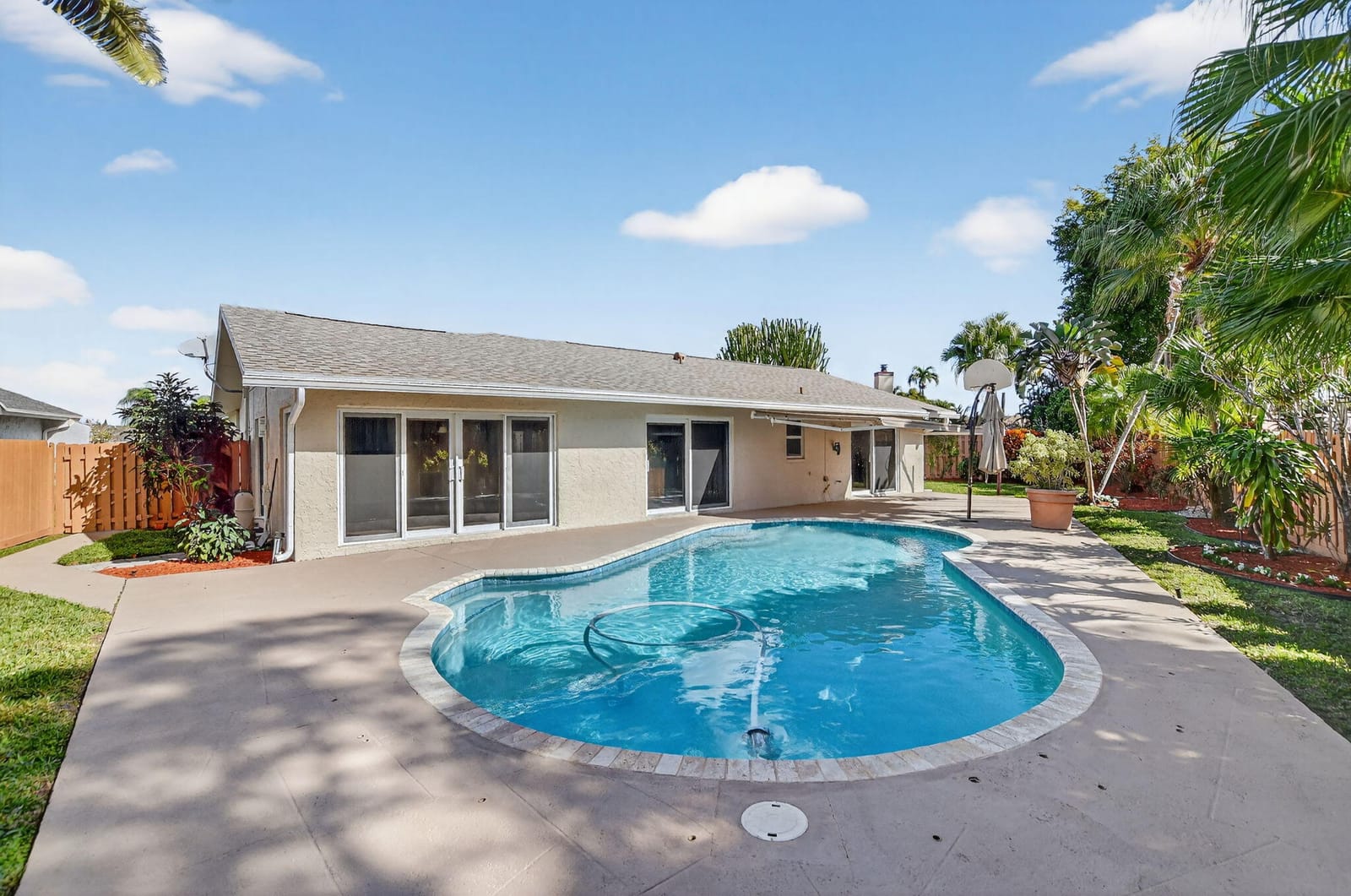 6801 Hollandaire Drive W, Boca Raton, FL 33433 photo 21
