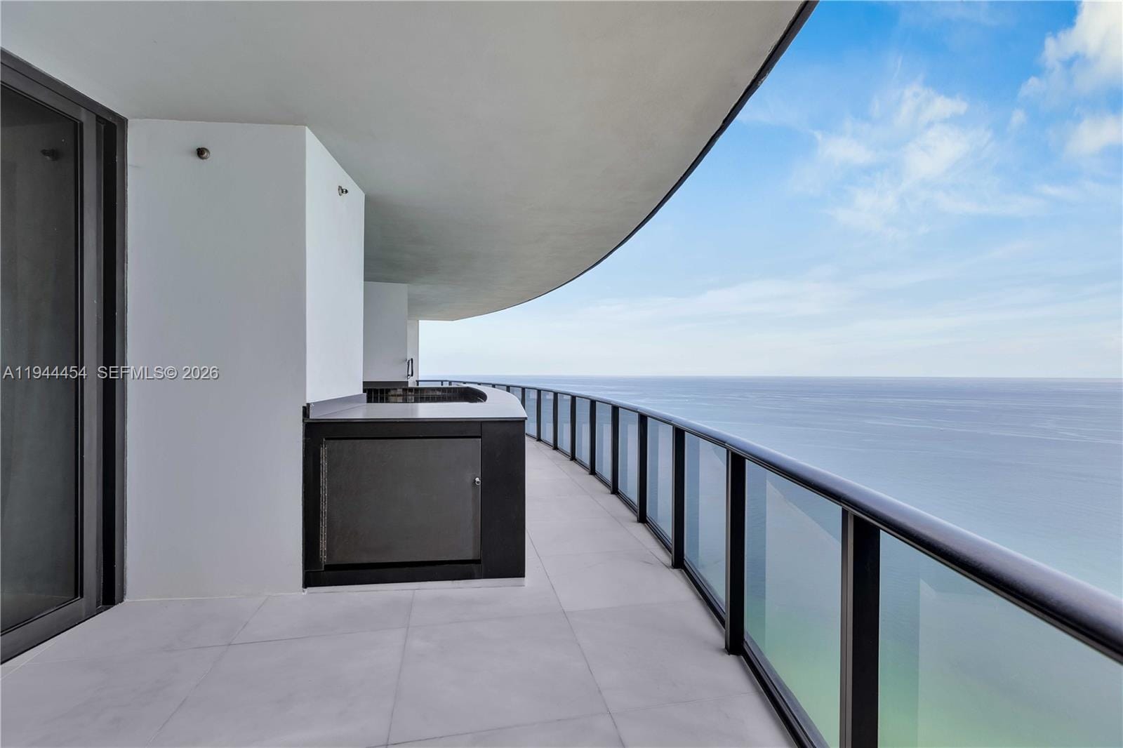 18555 Collins Avenue 4601, Sunny Isles Beach, FL 33160 photo 17