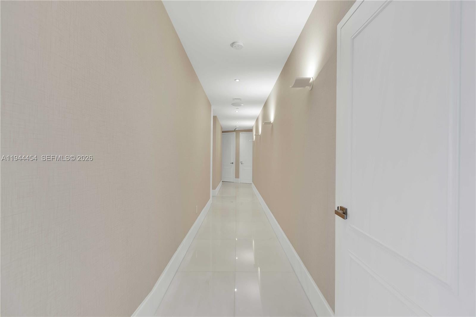 18555 Collins Avenue 4601, Sunny Isles Beach, FL 33160 photo 28
