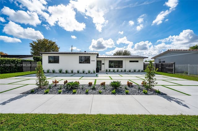 8440 SW 27th Terrace, Miami, FL 33155