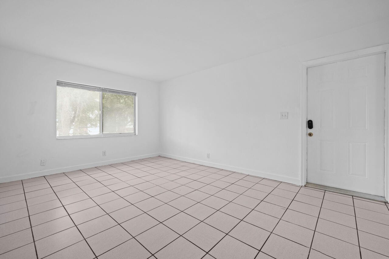 5400 NW 18th Street 3n — photo 11