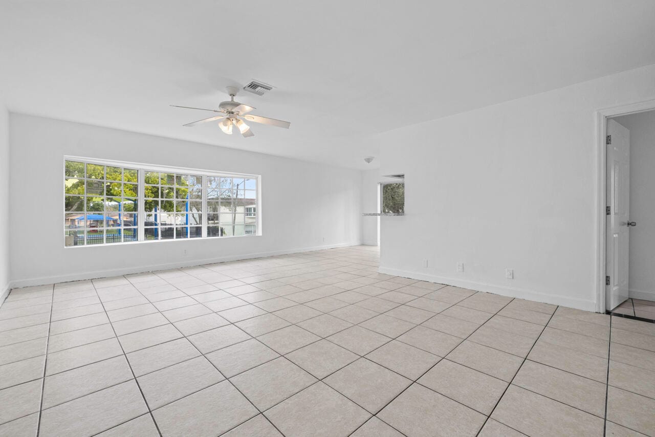 5400 NW 18th Street 3n — photo 4