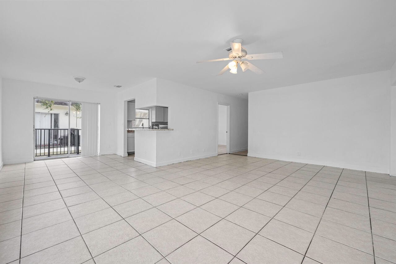 5400 NW 18th Street 3n — photo 6