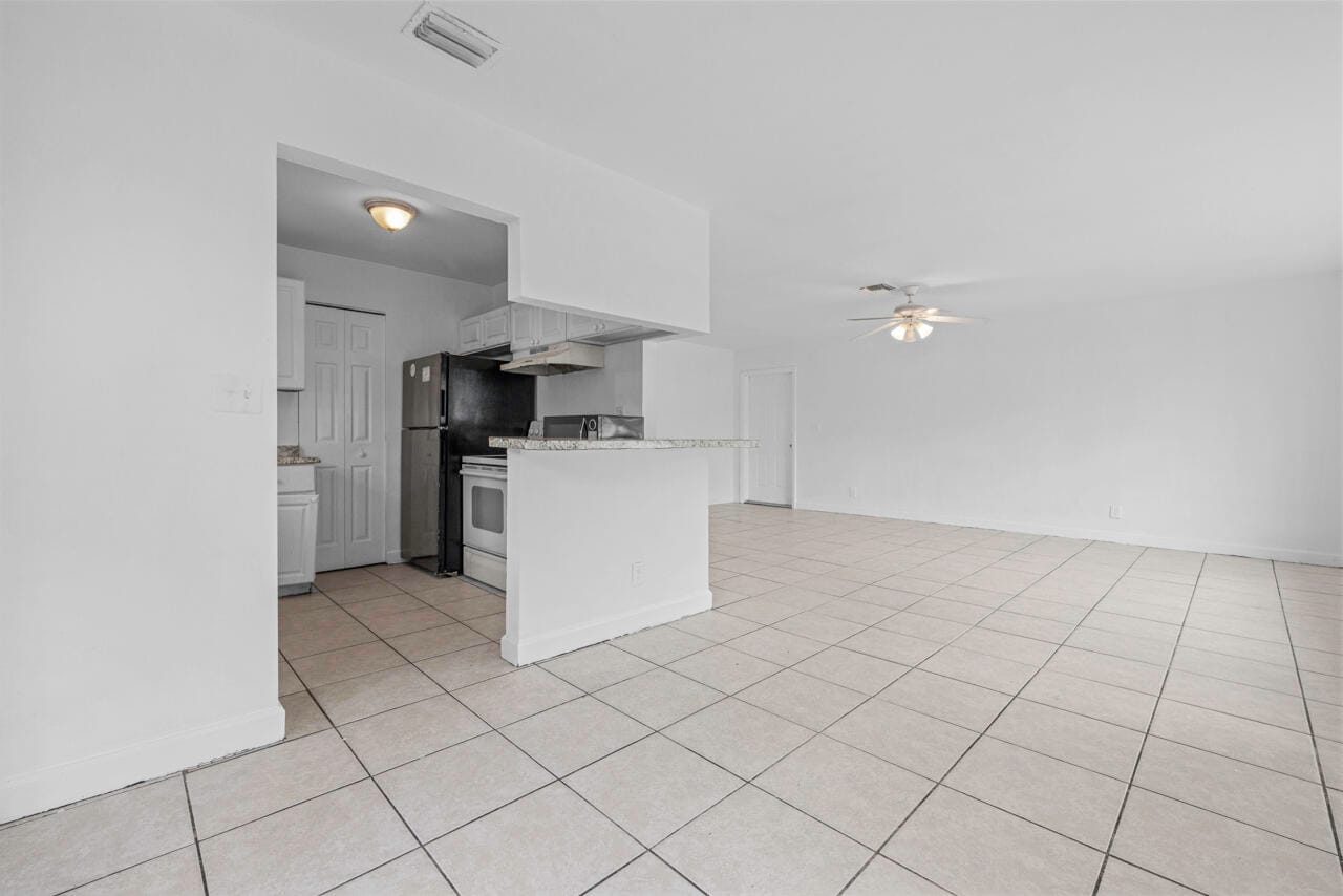 5400 NW 18th Street 3n — photo 7