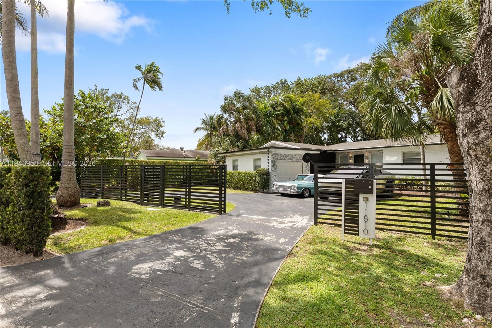 11810 W Biscayne Canal Road — photo 4