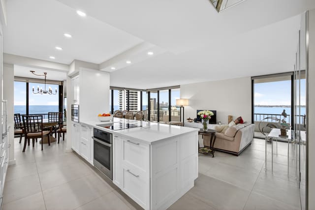5540 N Ocean Drive 14b, Water Glades, Singer Island, FL