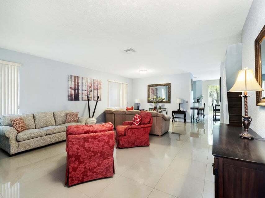 846 Gazetta Way — photo 5