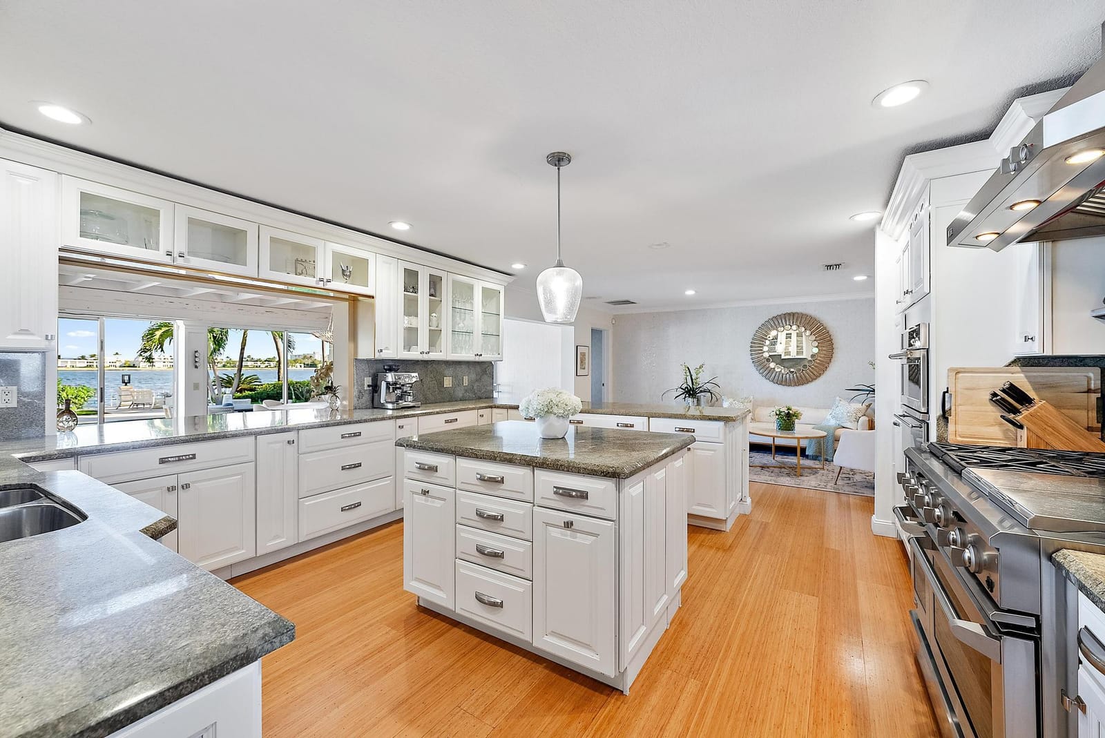 2204 Notre Dame Drive — photo 9