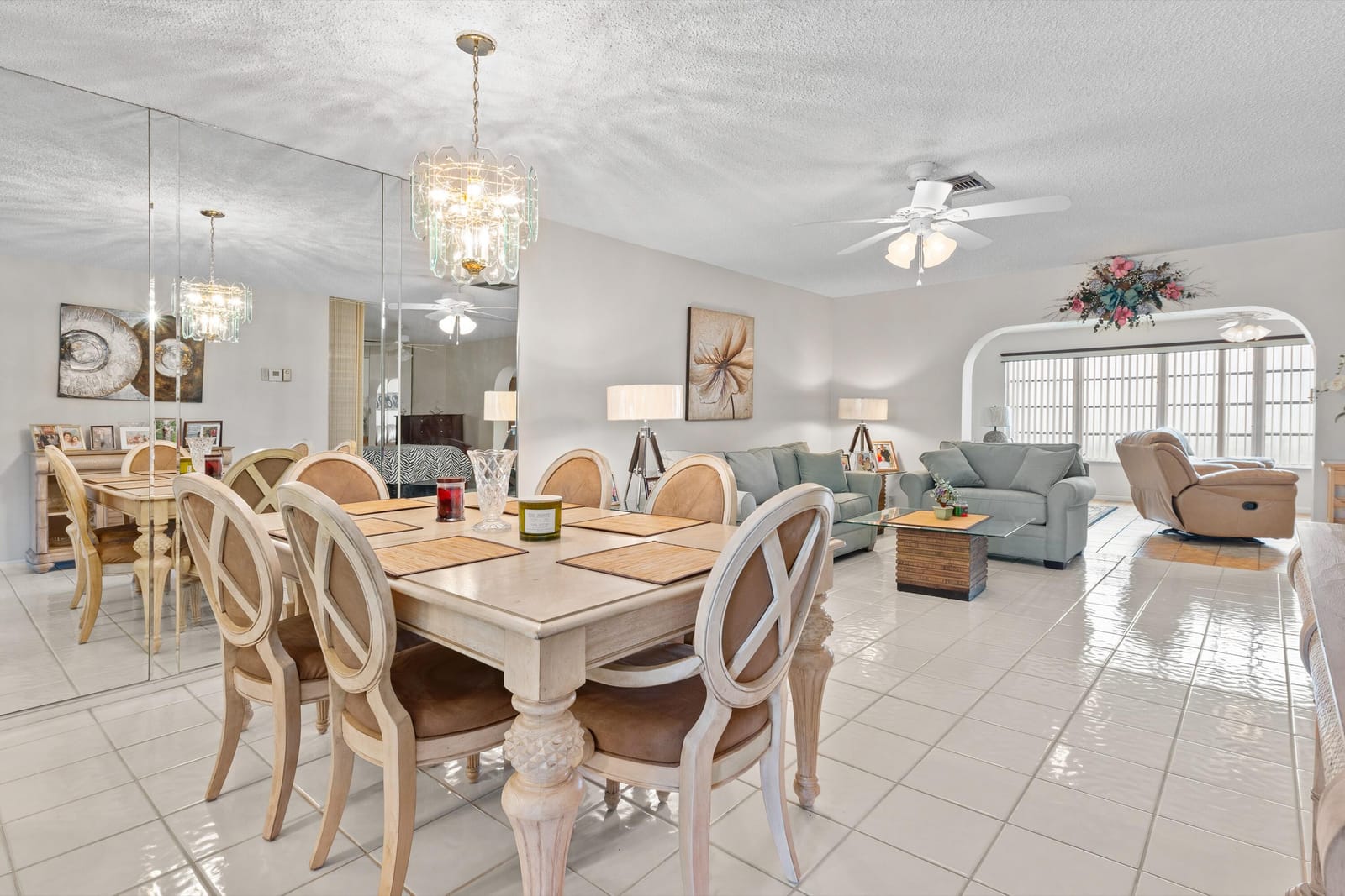 5800 Fernley Drive W 18, West Palm Beach, FL 33415