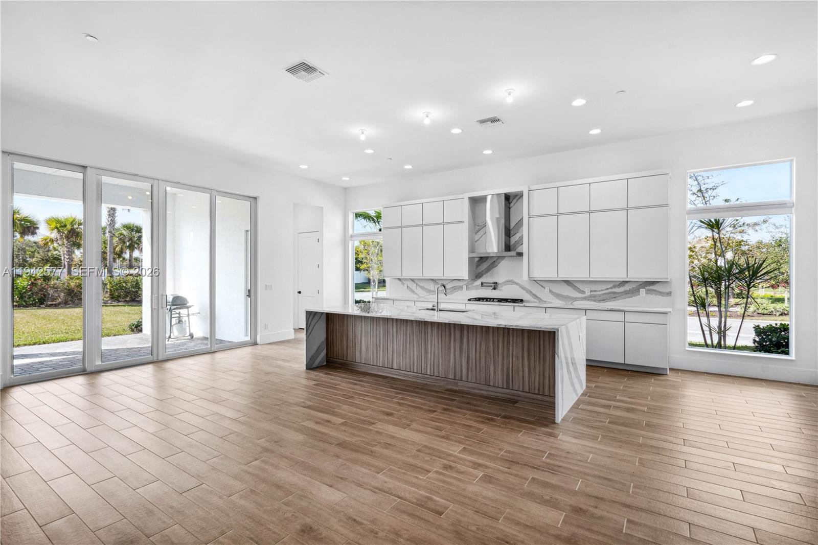 9281 Coral Isles Circle — photo 10
