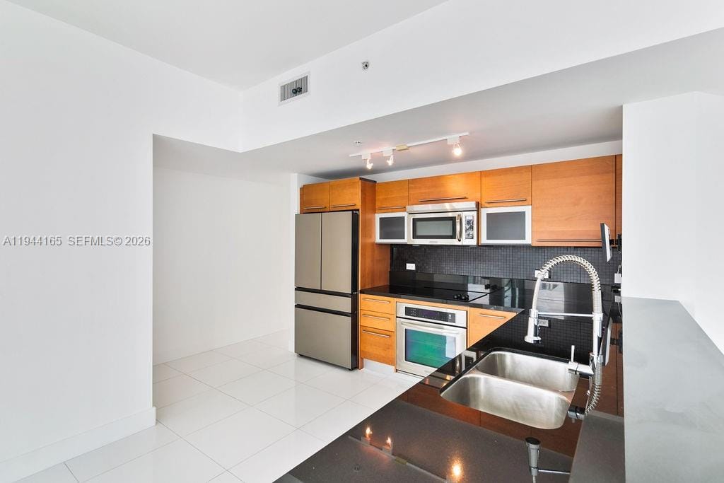 253 NE 2nd Street 4608, Miami, FL 33132 photo 15