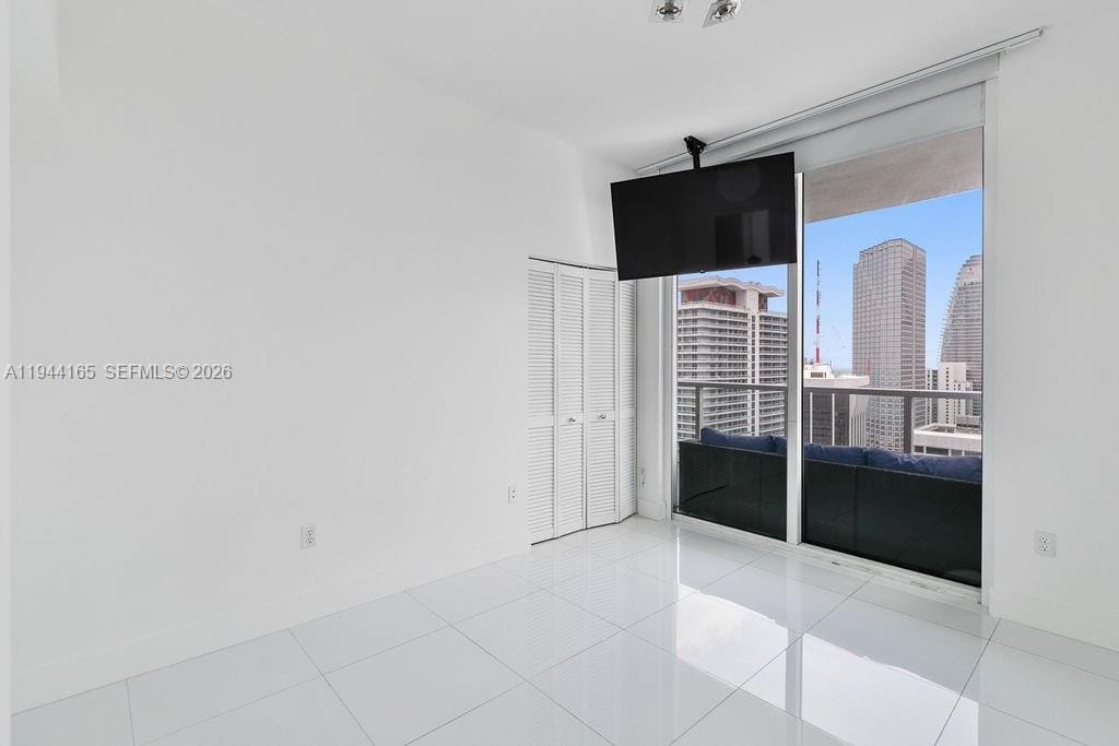 253 NE 2nd Street 4608, Miami, FL 33132 photo 19