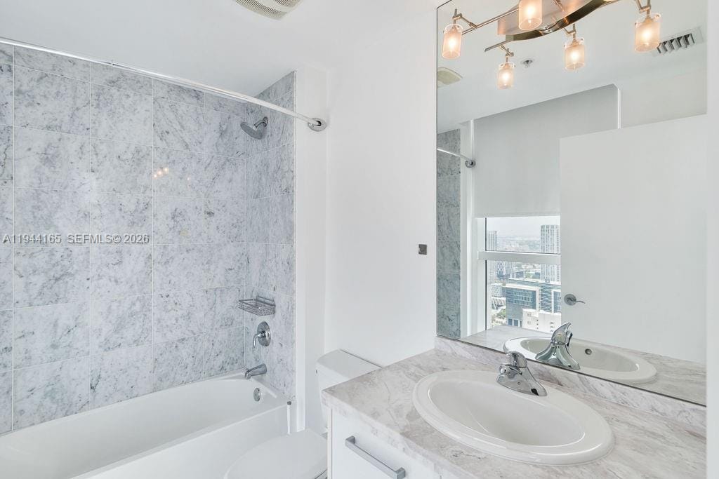 253 NE 2nd Street 4608, Miami, FL 33132 photo 27