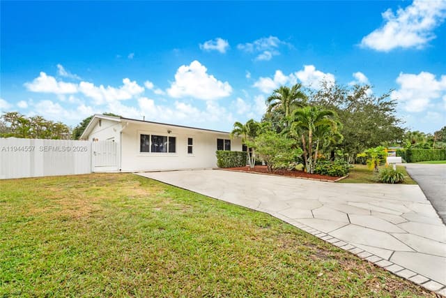 8265 SW 119th Street, sold in Kendalwood Estates, Miami, FL