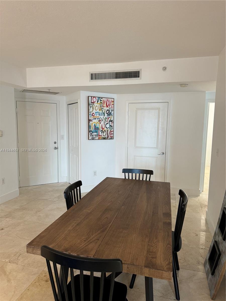 170 SE 14th Street 2405, Miami, FL 33131 photo 9