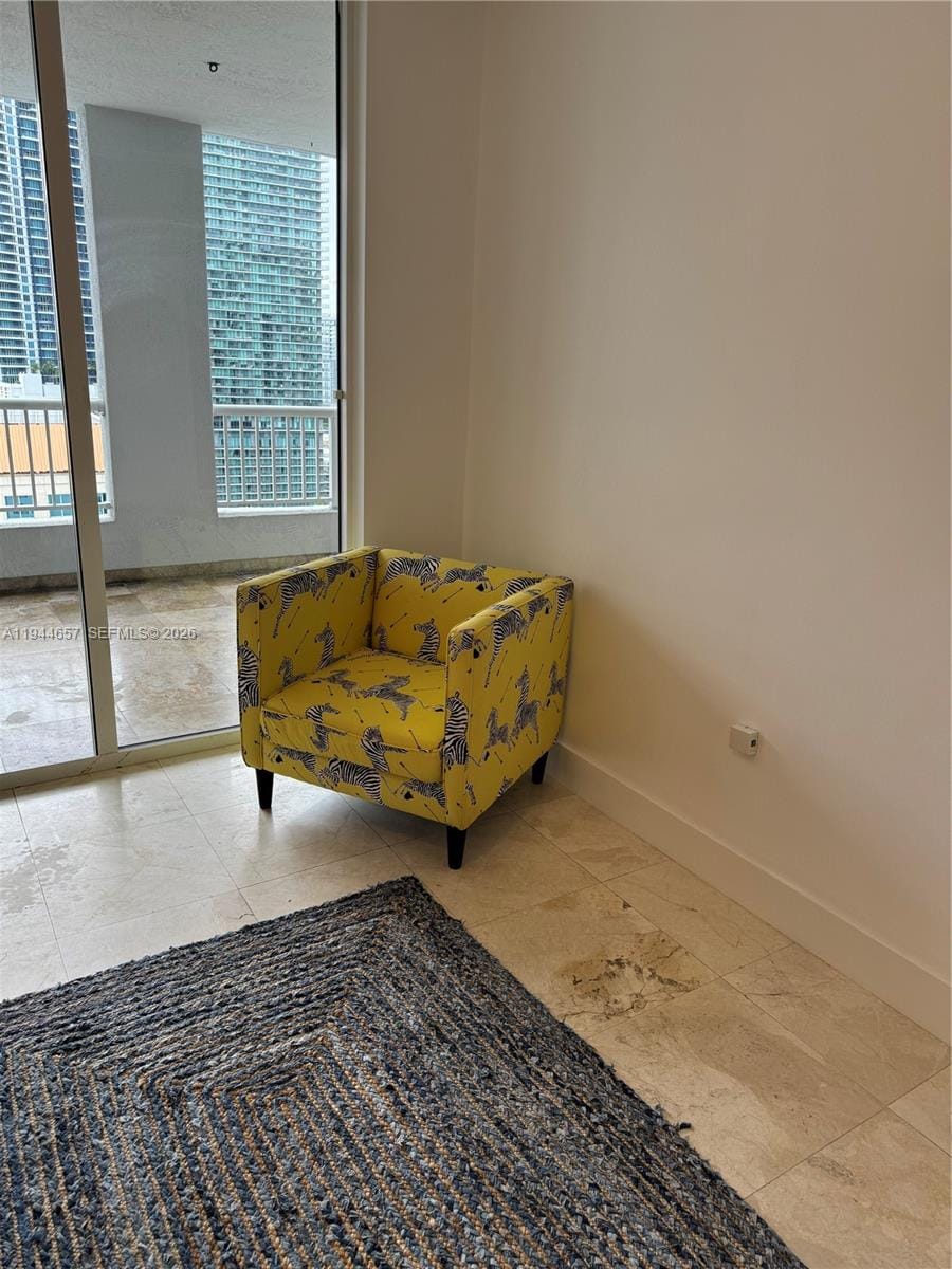 170 SE 14th Street 2405, Miami, FL 33131 photo 15