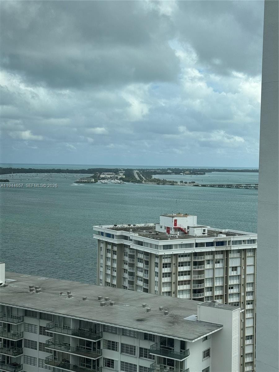 170 SE 14th Street 2405, Miami, FL 33131 photo 19