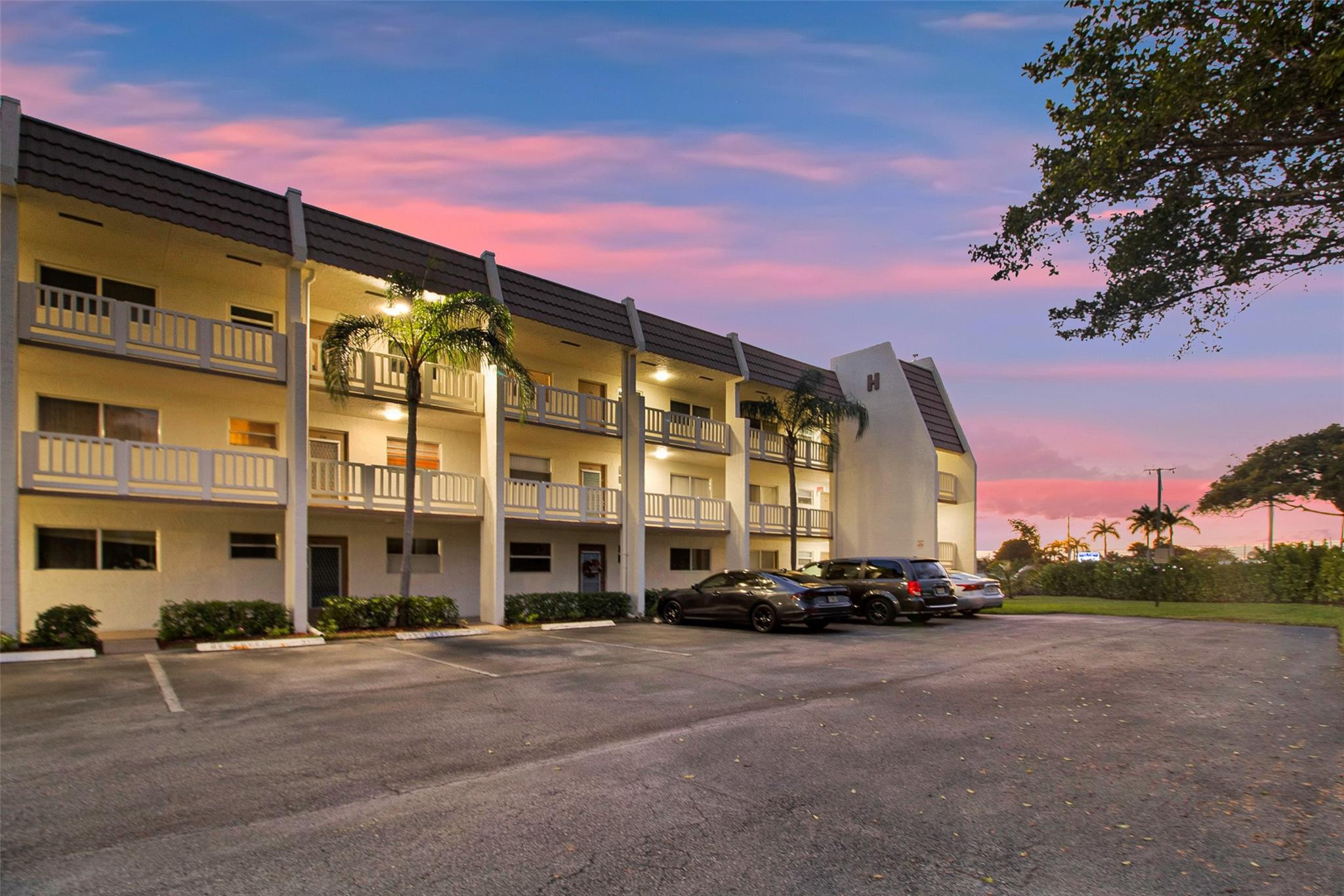 6890 Royal Palm Boulevard 312h, Margate, FL 33063, Margate